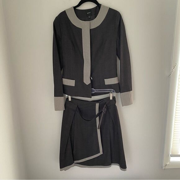 herry Dresses & Skirts - Herry Women’s Skirt Set Wool Blend Gray Color Block Size 6